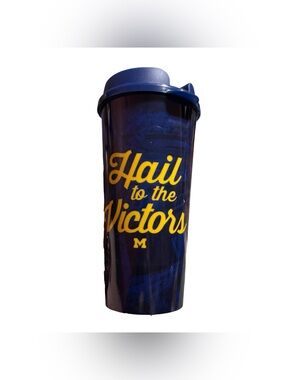 University of Michigan Wolverines Whirley Plastic Souvenir Tumbler Travel Mug